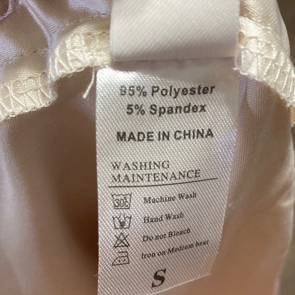 Commense Satin Skirt in Cream - Picture 4 of 4